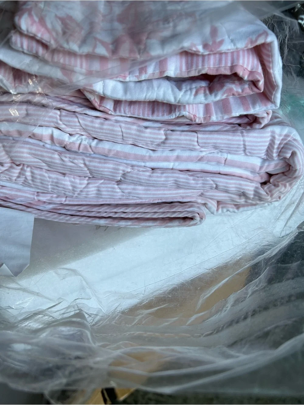 Laura Ashley - Twin Quilt Set, Soft & Reversible Cotton Floral Bedding